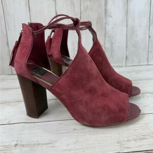 White House Black Market Asher Shooties Burgundy Suede 4’’ Heels Tassels  Sz 8.5